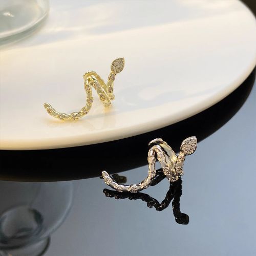 Creative No Piercing Gold Snake Ear Cuffs | R2563